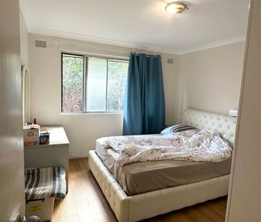 Two Bedroom Unit Located in Auburn - Photo 3