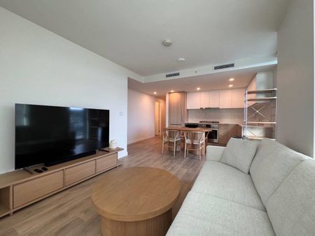 318 Alderson Avenue #2204, Coquitlam, BC V3K1T2 - Photo 4