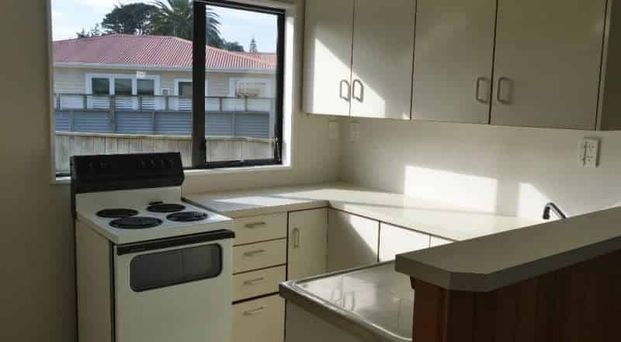 Tidy Two Bedroom Home in Raumati South - Photo 1