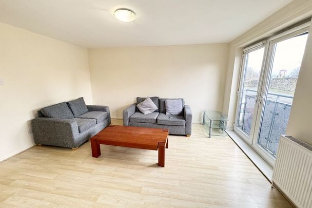 2 Bed, First Floor Flat - Photo 1