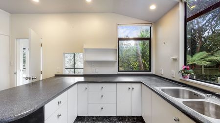 65 Nevay Road, Miramar - Photo 5