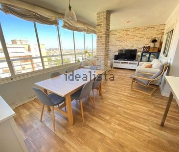 Alquiler de ático en Calle Navarro Ledesma - Photo 2