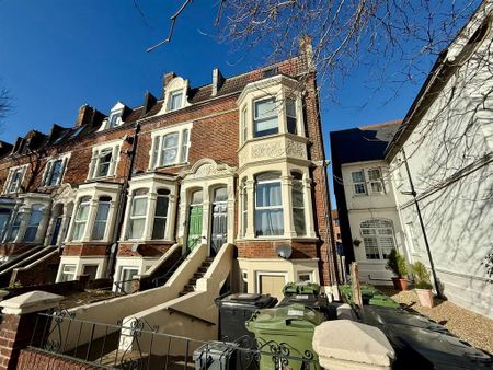 1 bedroom flat to rent - Photo 4