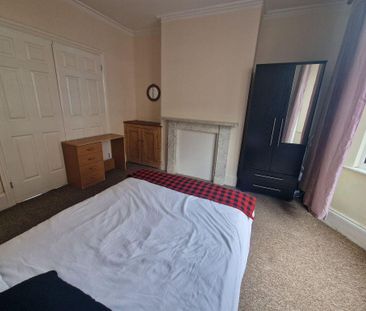 3 bedroom maisonette to rent - Photo 5