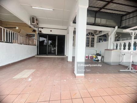 Air Putih, Kuantan - Foto 5