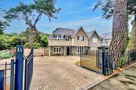 5 bedroom detached house to rent - Photo 3