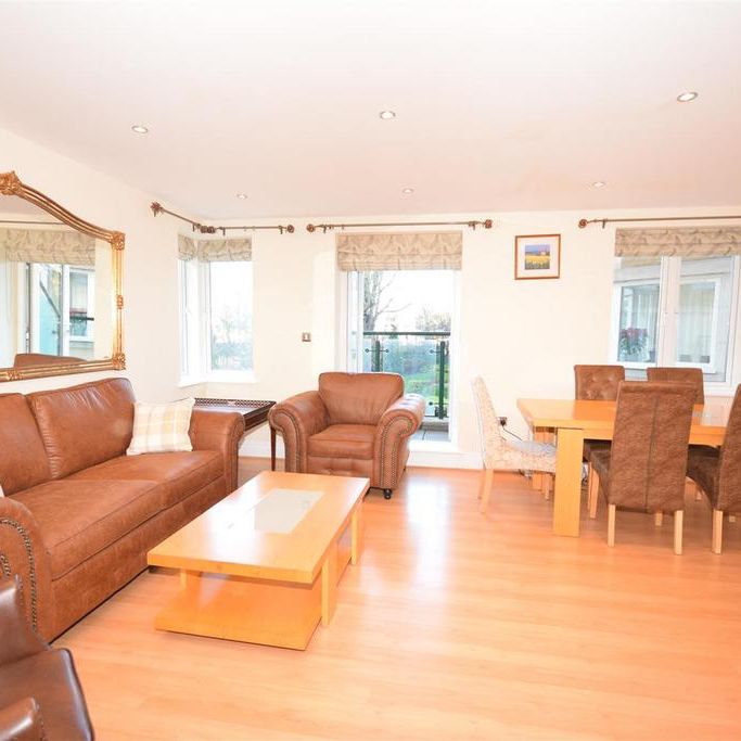 3 bedroom apartment to rent - Photo 1