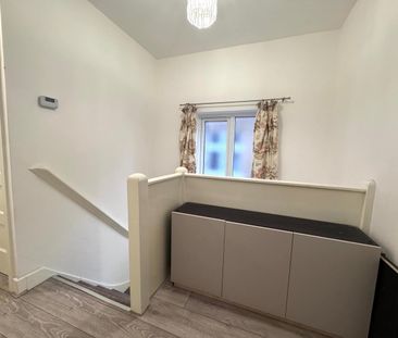 2 Bed Maisonette, The Ridgeway, HA2 - Photo 5