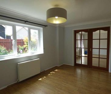 Eisenhower Road, Laindon, Basildon, SS15 - Photo 4
