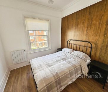 1 bedroom flat to rent - Photo 3