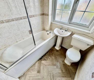 3 bedroom semi-detached house to rent - Photo 6