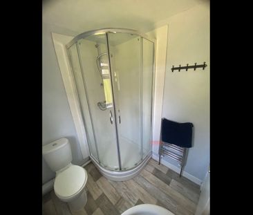 Room in a Shared House, St Lucia Close, BS7 - Photo 4