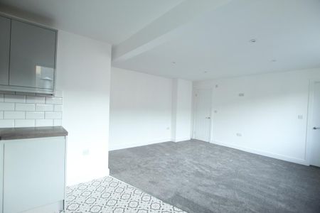 2 bedroom apartment to rent - Photo 3