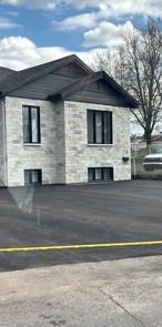 ✨🏡 Grand 4 1/2 - Haut de Duplex – Clé en main & semi-meublée 🏡✨ - Photo 1