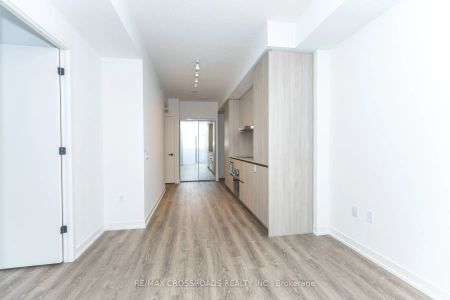 8 Interchange Way #5807 - Photo 3