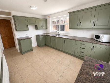 4 Crossglebe, Sandholes, Cookstown, BT80 9DD - Photo 2