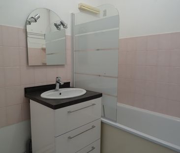 Location Appartement 2 pièces 47m² ORLEANS 45000 - Photo 5