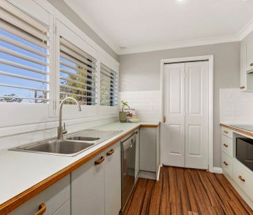 Peaceful Family Retreat with Stunning Views! - Photo 2