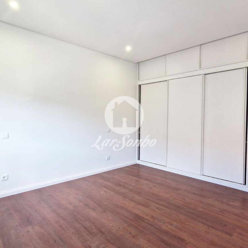 Apartamento T4 - Photo 1