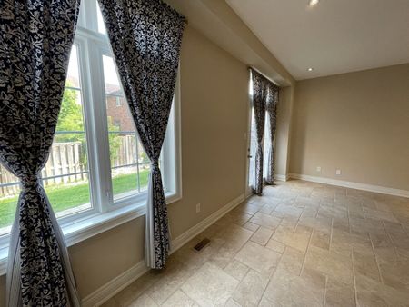 For Lease - 2282 Orchard Road Unit# 4, Burlington, Ontario - Photo 4