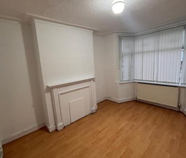 3 bedroom detached house to rent - Photo 4