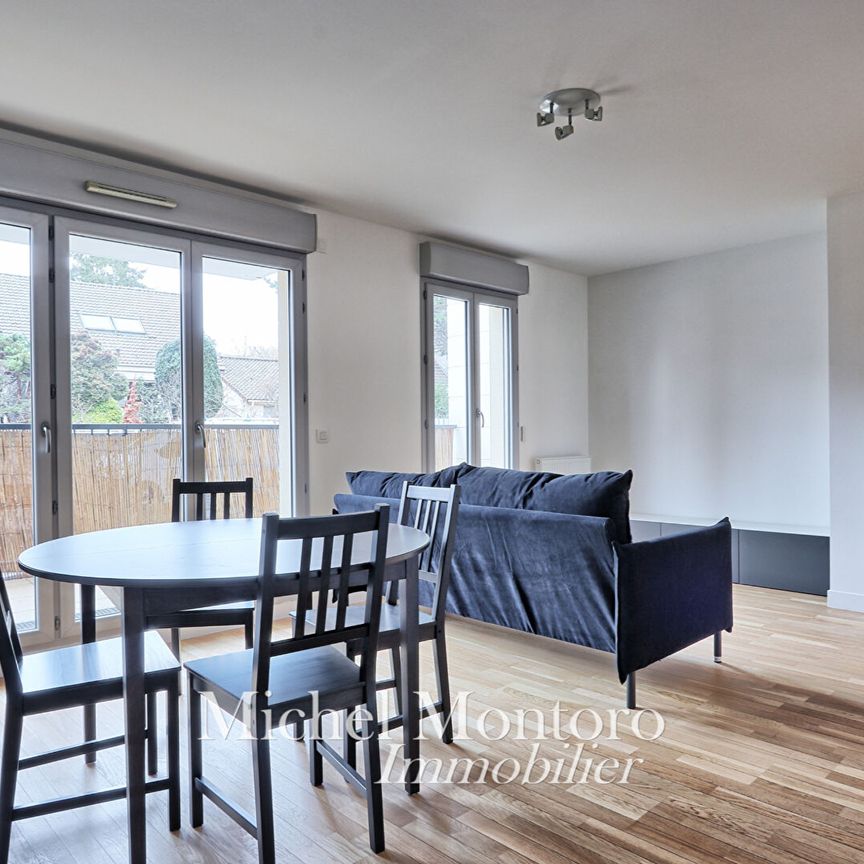 Appartement à louer meublé - Saint Germain En Laye - 2 chambres - 61.59 m2, - Photo 1