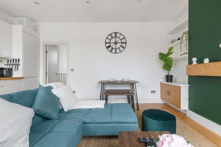 2 Bed Flat, Portnall Road, W9 - Photo 4