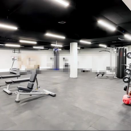 Studio-007 - Photo 1