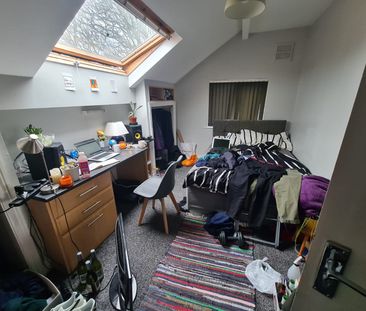 5 Bed - 20 Grove Gardens, Headingley, Leeds - LS6 4EG - Student - Photo 2