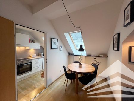 HERRENSTRASSE - Helle und freundliche DG-Maisonette Wohnung mit Küche in Bestlage! - Foto 4
