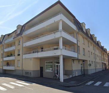 Location Appartement HUNINGUE 840 € CC - Photo 2