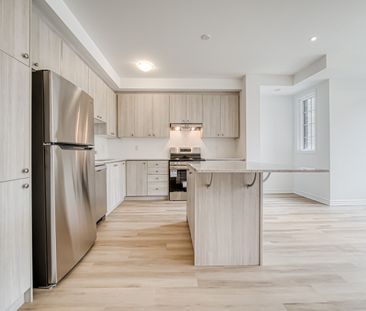 For Lease - 53 Pearen Lane, Barrie, Ontario - Photo 1