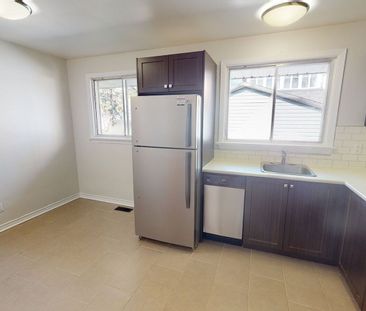 Ottawa West - Photo 6