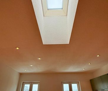 Helle 2-Zimmer-Wohnung mit neuer Einbauküche Fichtestraße - Photo 2