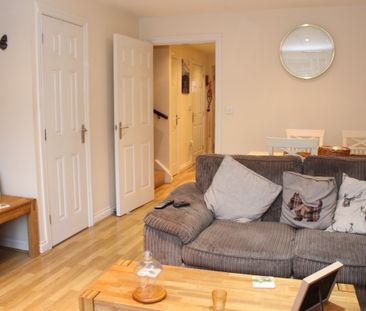 Remus Court, North Hykeham, Lincoln, Lincolnshire, LN6 - Photo 1