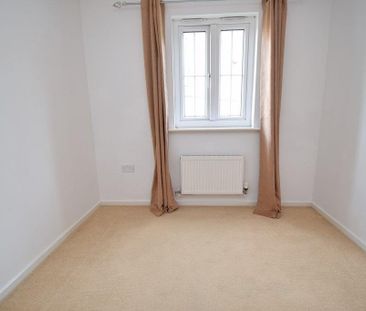 Moorcroft, Ossett - Photo 4