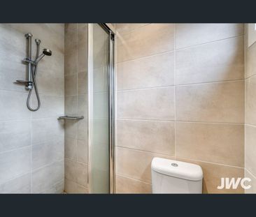 6/2 Curlew Court, Doncaster, Vic 3108 - Photo 4