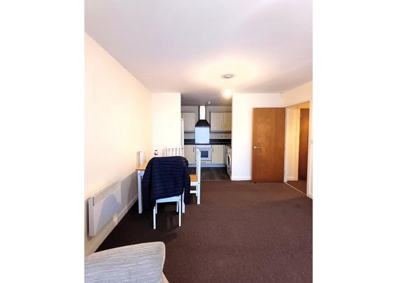 2 bedroom flat to rent - Photo 1