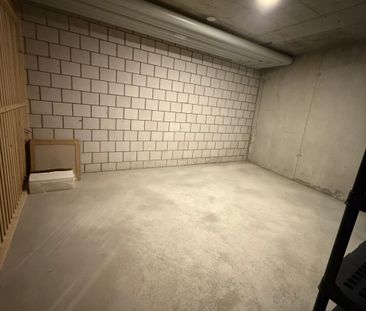 Exclusive 3.5-room apartment in the attic in the owner's standard - Photo 3