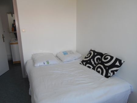 Appartement RUE MARIE STUART - Photo 4