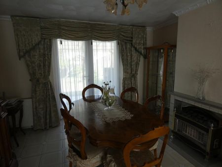 5 bedroom semi-detached house to rent - Photo 3