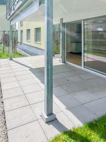 4.5-Zi. Wohnung mit rund 21 m² Sitzplatz und eigener Waschküche im UG - Photo 4