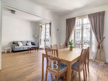Appartement • La Plaine des Sablons - Photo 3