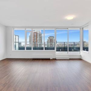 Brand New Penthouse 2 Bed/2 Bath Apartment Receive 1 Month Free Rent - Photo 2