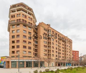 Alquiler de piso en Calle Valle de Aranguren, 4 - Photo 1