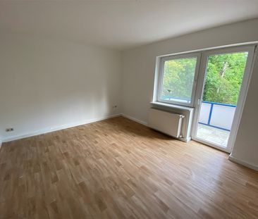 3-Zimmer-Wohnung mit Balkon in Nienburg - Photo 1