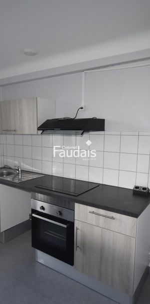 Location Appartement 2 pièces 41m² ST LO 50000 - Photo 1