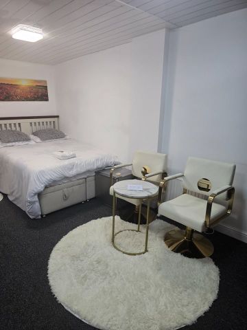 Studio Flat, Howden Road, LE2 - Photo 3