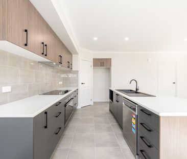 Stunning Brand New 3 Bedroom Home in Kialla! - Photo 6