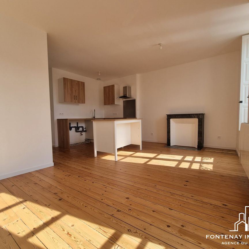 Location Appartement 3 pièces 46m² FONTENAY LE COMTE 85200 - Photo 1
